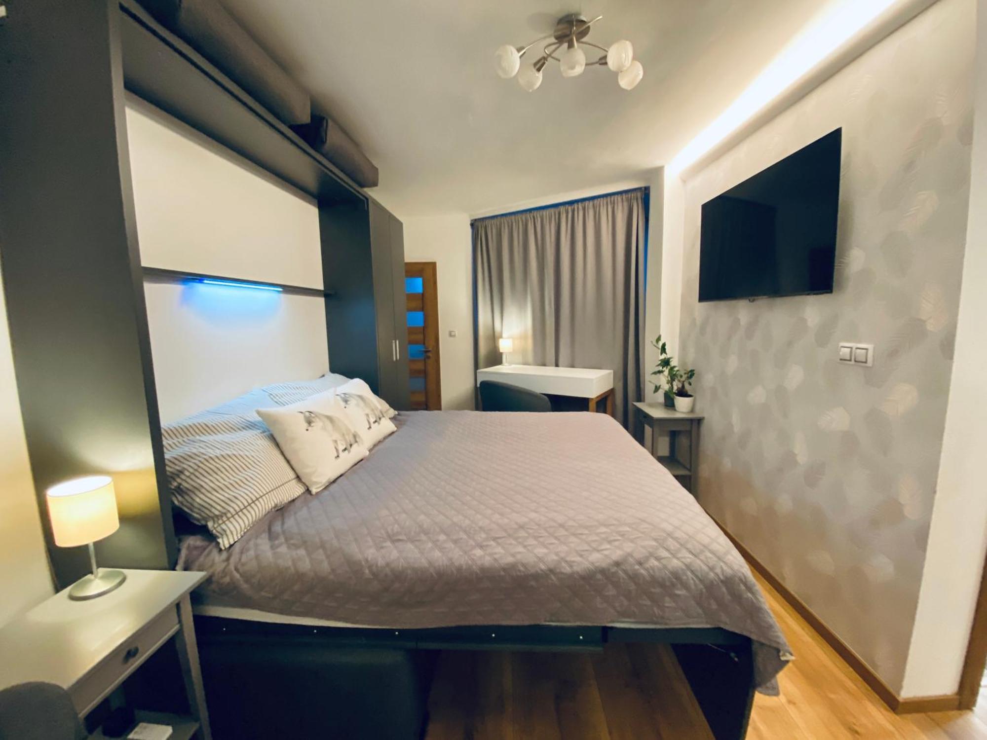 Cozy Apt Near Prague Castle Exteriör bild